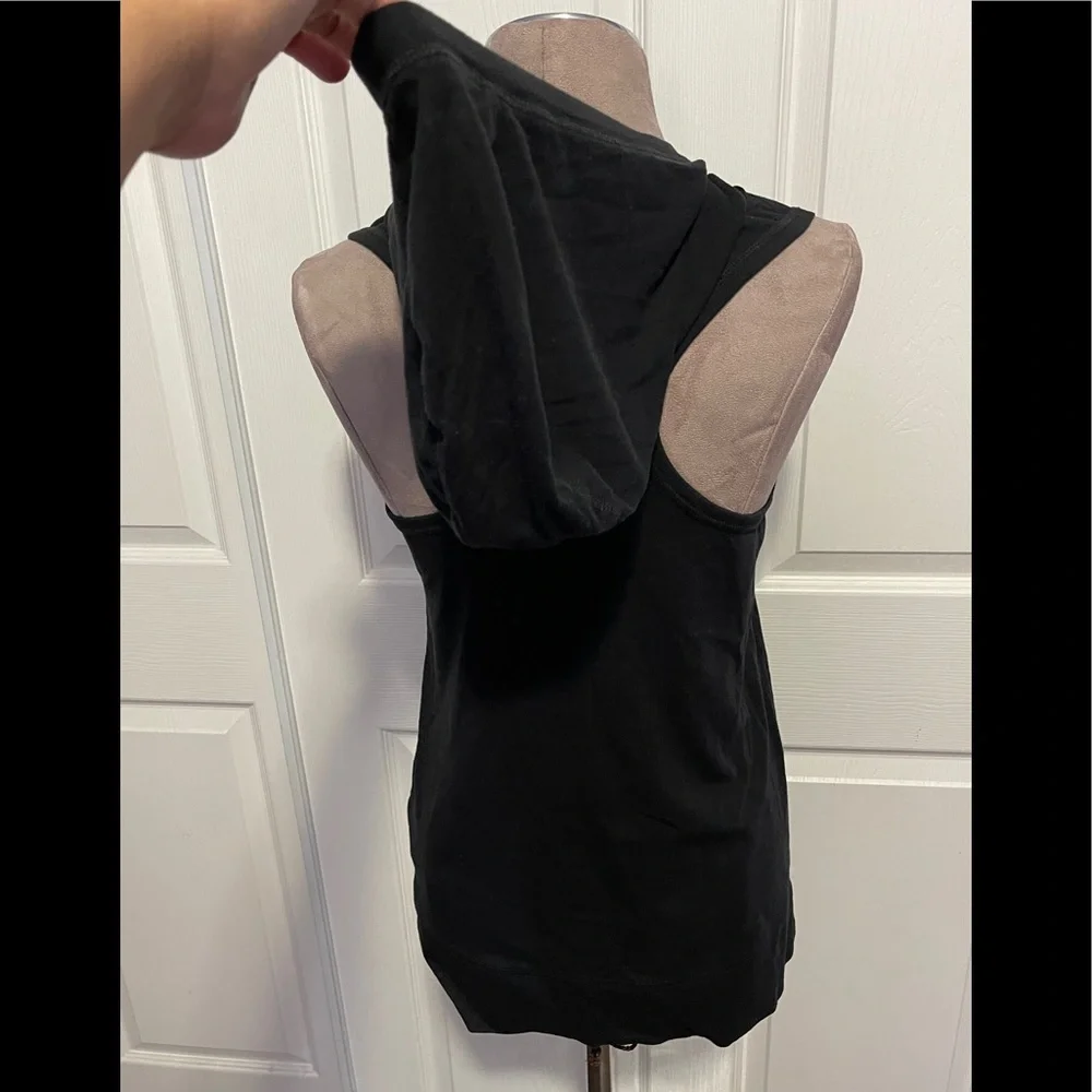 New Era Hoodie Work Out Tank - Picture 6 of 8